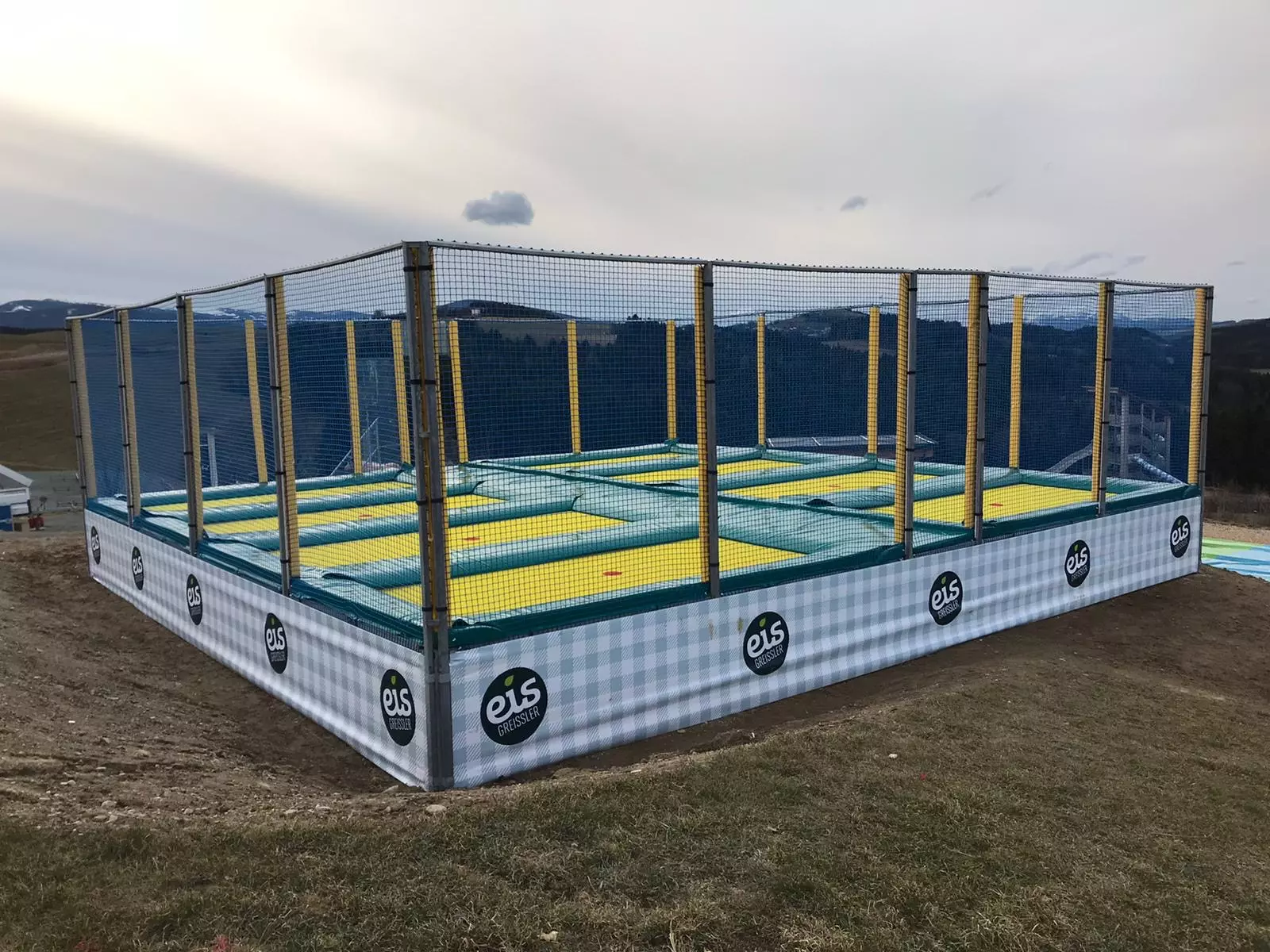 Mehrfach-Trampolin-Anlagen-Verkauf ✺ jumpandmore